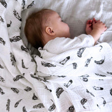 Load image into Gallery viewer, black and white muslin, black and white baby muslin wrap, baby muslin wrap, baby muslin australia, baby wrap australia, feather muslin, zebra muslin, panda muslin, snowflake muslin, winter muslin wrap, winter baby wrap, high contrast wrap, high contrast baby, high contrast muslin, Young wonderer, young wonderer baby boutique, newborn baby gift, baby gift, baby shower gift, baby boutique, baby boutique australia, baby gift australia,muslin australia, baby wrap australia