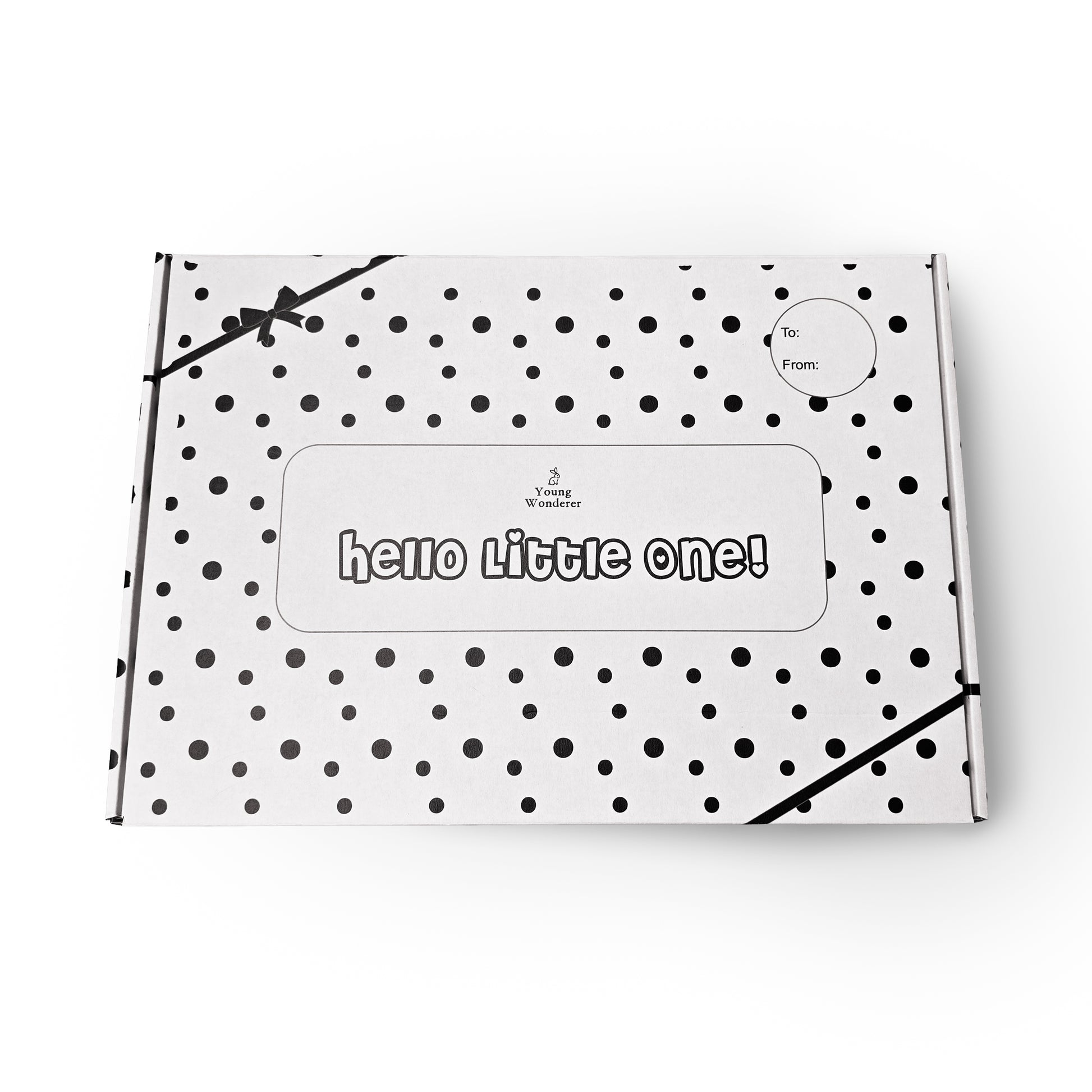 Young Wonderer Black and White Baby Gift box