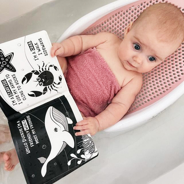 baby bath book,  high contrast baby book, black and white baby bath book, black and white water bath book, high contrast bath book, black and white baby toys, Young Wonderer, young wonderer baby boutique, baby boutique australia,  black and white baby toys australia, bath book, baby bath book, sensory play, bath sensory play
